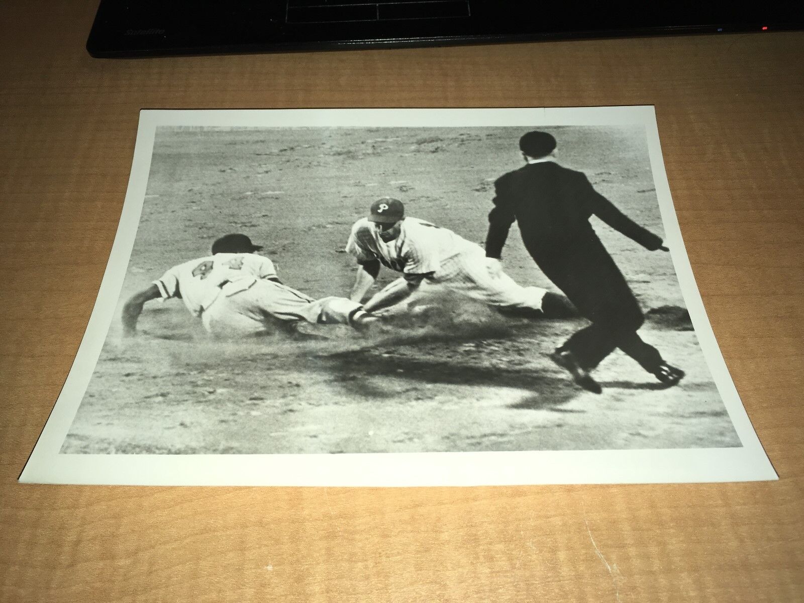 Hank Aaron Milwaukee Braves Philadelphia Phillies 1955 INP 7x9 Sound Photo Poster painting PL