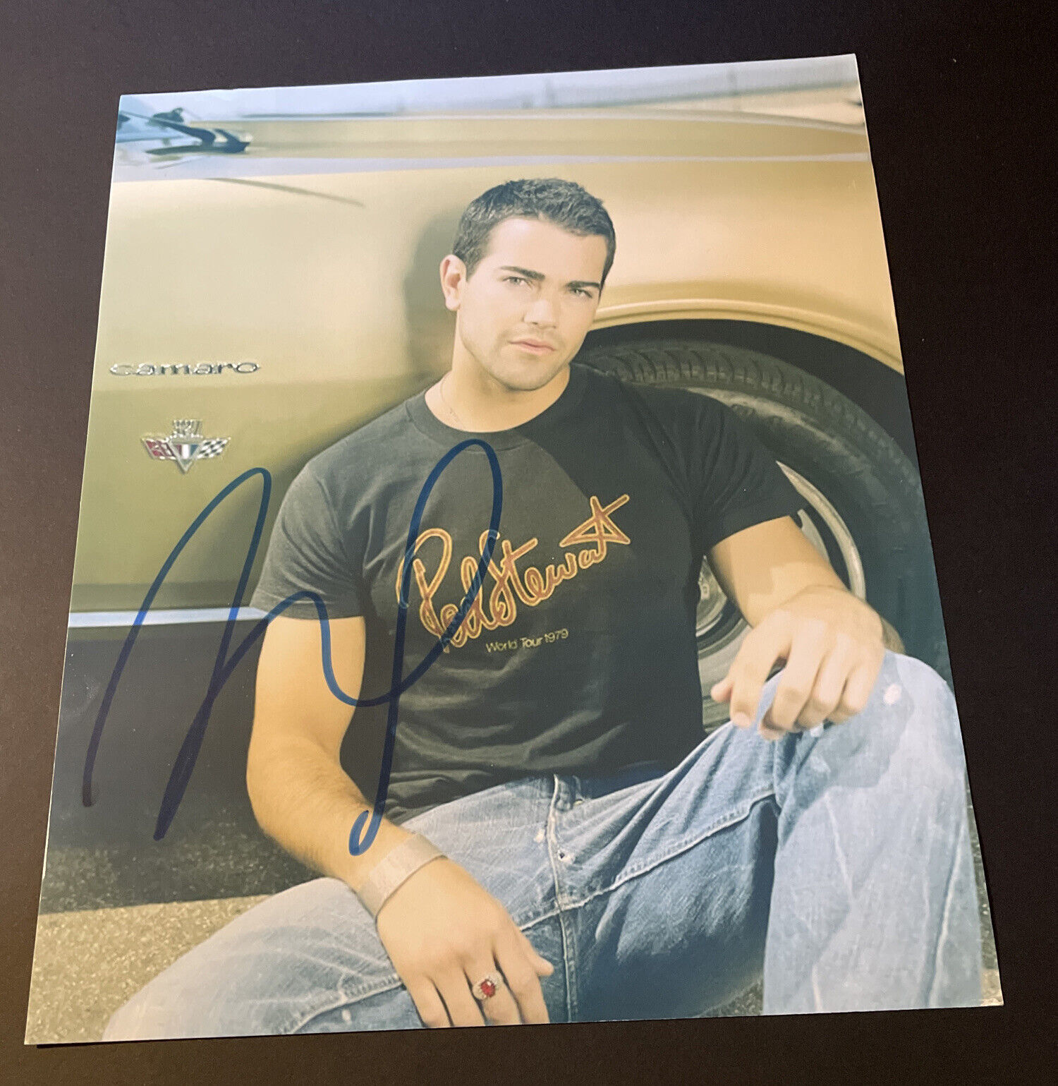 Jesse Metcalfe Hand Signed 10x8 Photo Poster painting Autograph (Slight Damage) Actor Film TV