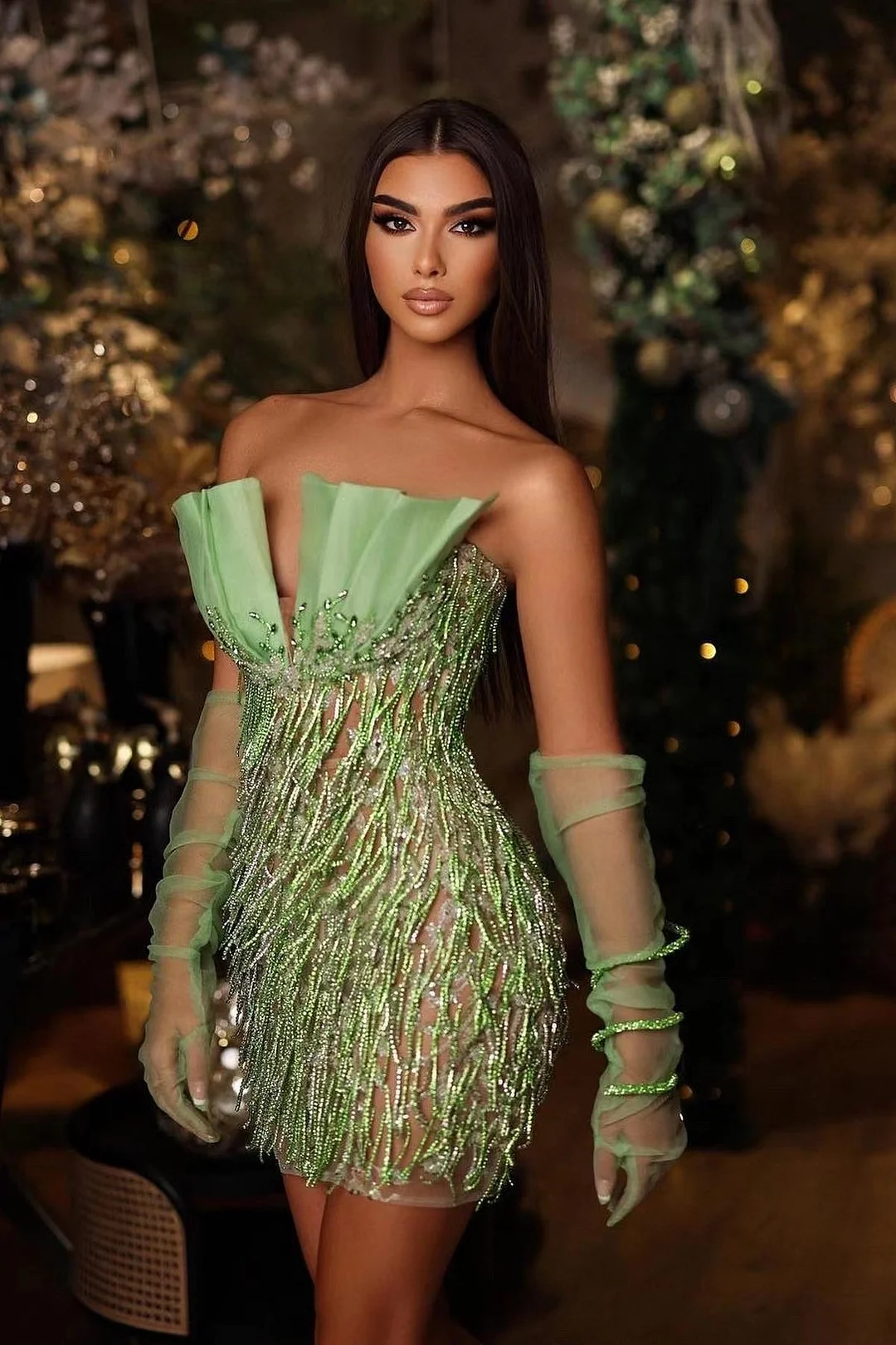 Modern Green Strapless long sleeves Off-the-shoulder Beads Mermaid Prom Dress With V Neck 