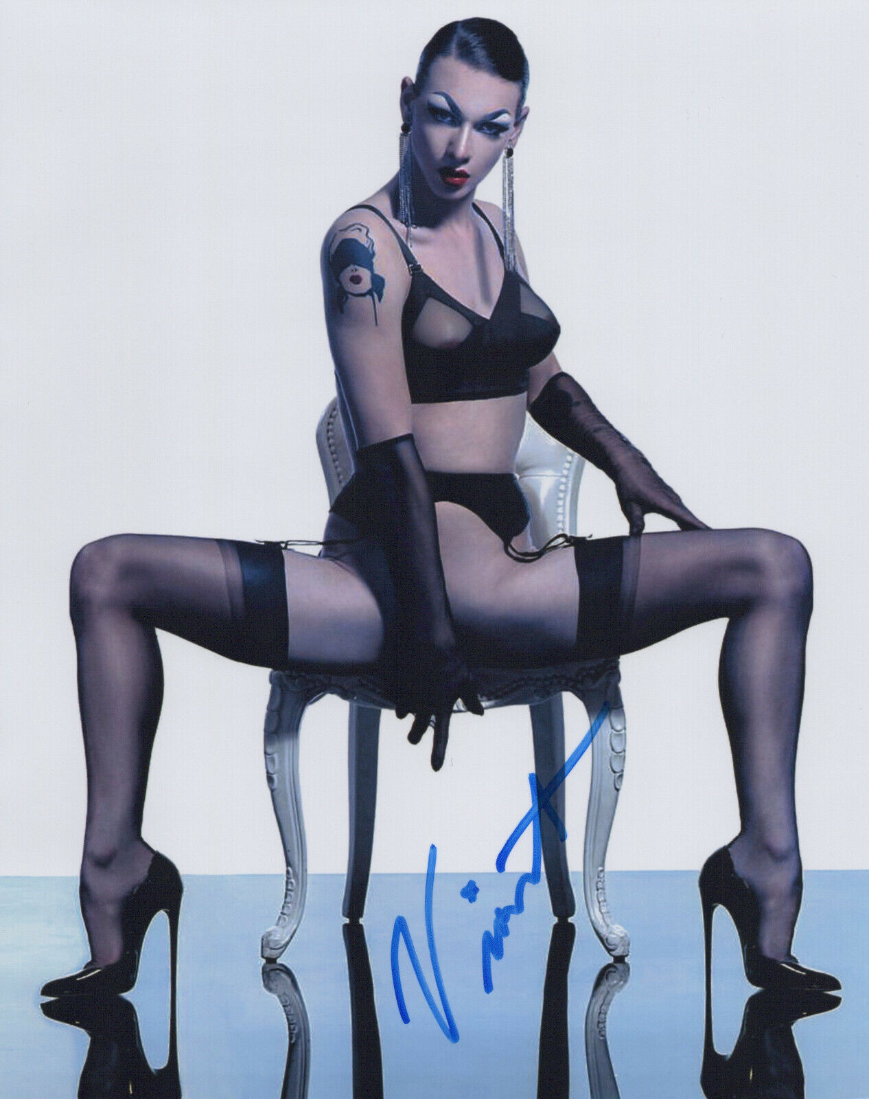 Violet Chachki (RuPaul's Drag Race) signed 8x10 Photo Poster painting In-person