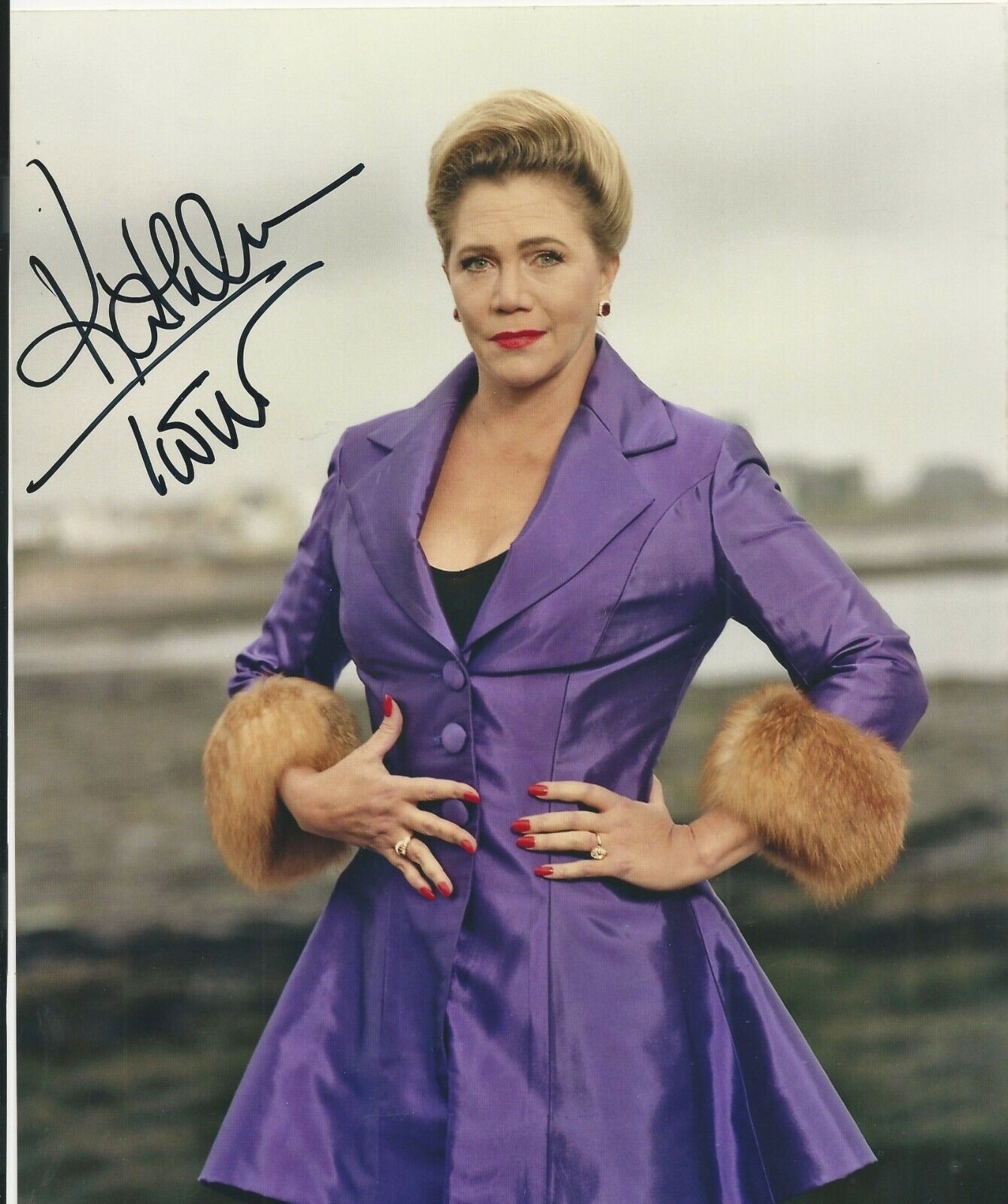 Kathleen Turner signed Photo Poster painting