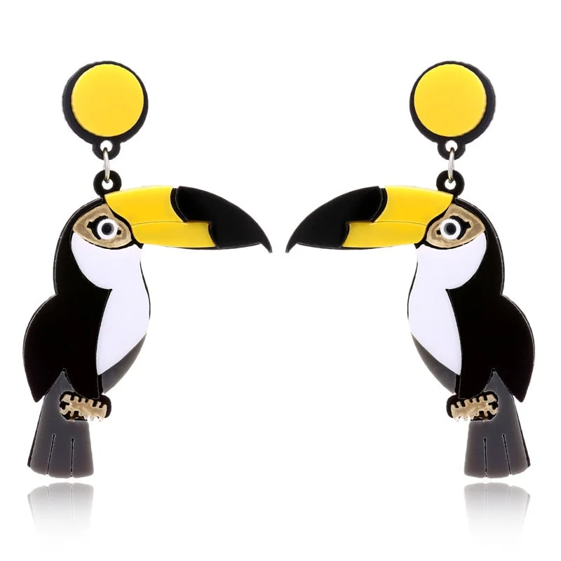 Dvacaman Bohemian Cute Fashion Animal Parrot Bird Drop Earrings Women Shiny Rhinestone Fringed Statement Tassel Earrings Jewelry