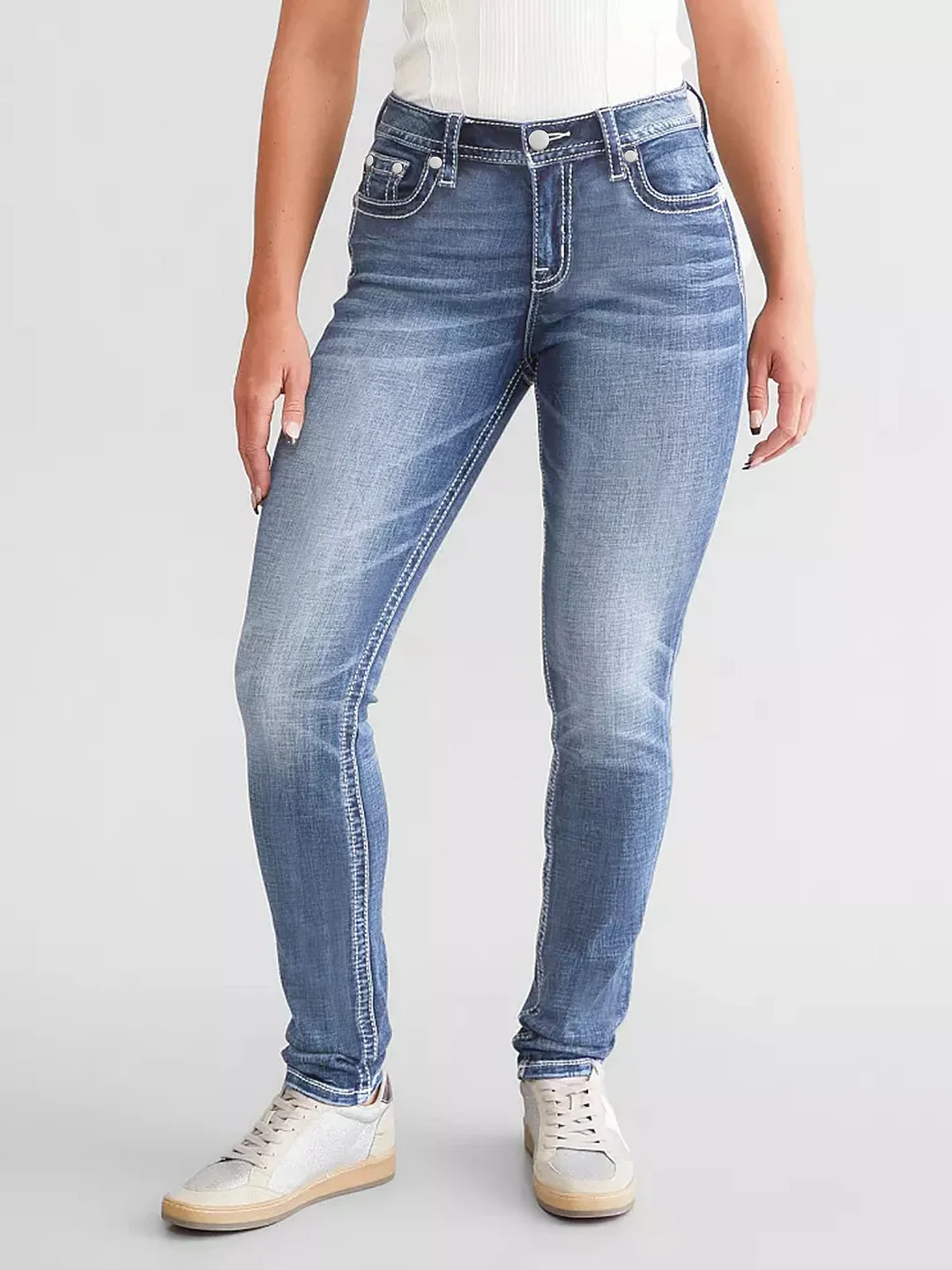 Women's Slim-fit Back Pocket Embroidered Denim Retro Jeans