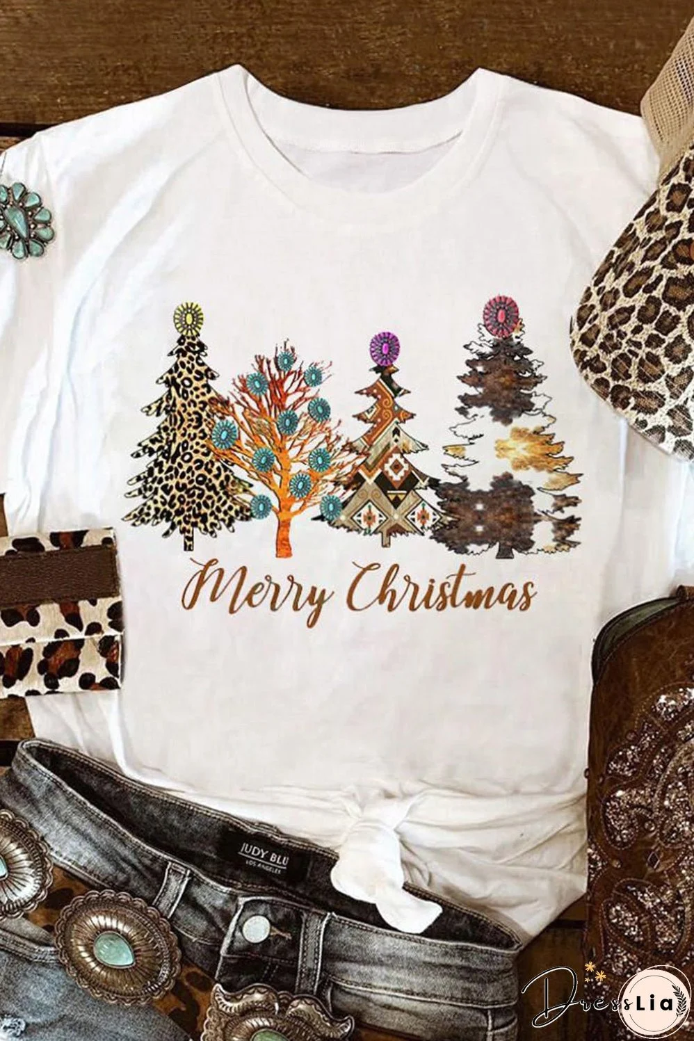Festive White Western Tree Print Graphic T-shirt