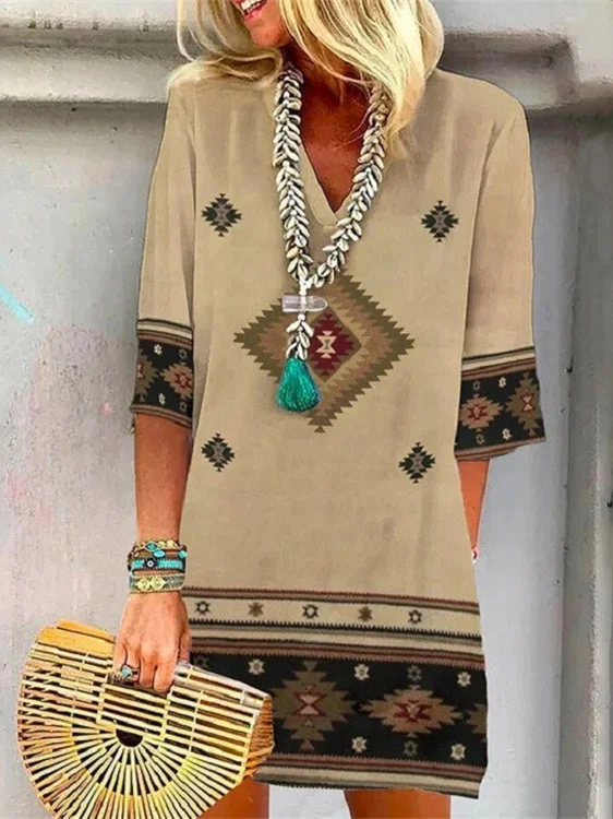 Women's Half Sleeve V-neck Geometric Printed Midi Dress