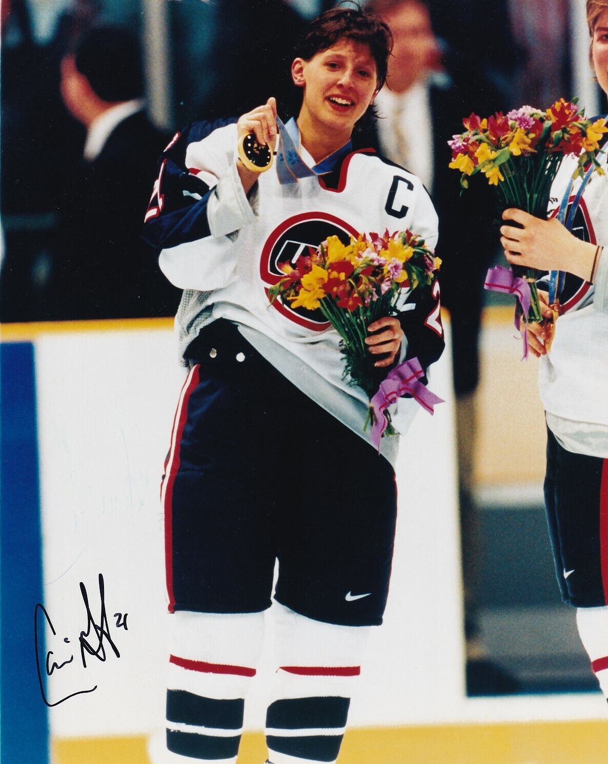 9 1998 Team USA women's hockey Gold Medal Team signed 8x10 Photo Poster paintings Cammi Granato