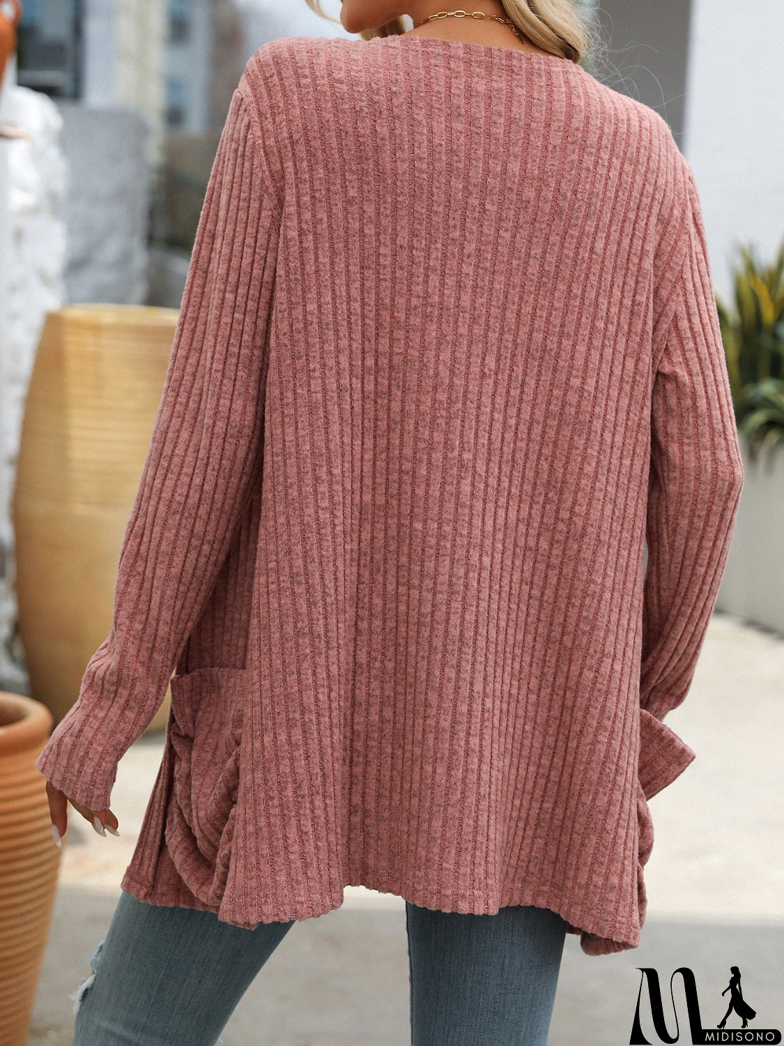 MidiSono - Chic and Versatile garment