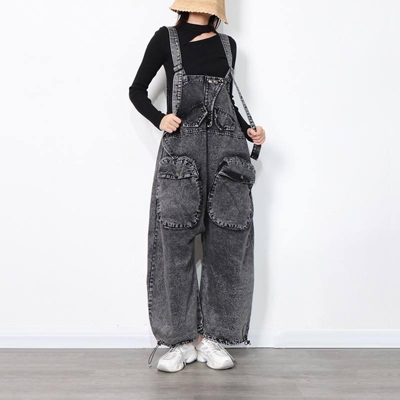 Loose Wide Leg Denim Jumpsuit With Big Pockets