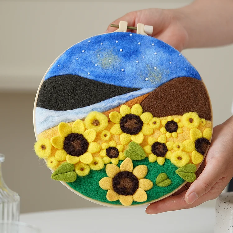 FeltingJoy - Landscape Painting Needle Felting Kit - Sunflower