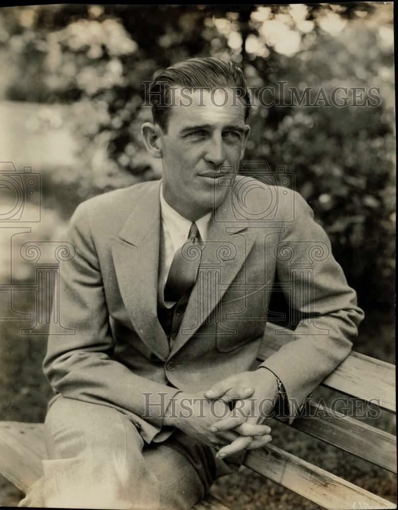 Press Photo Poster painting Ralph Perkins of the Philadelphia Athletics. - lry15480