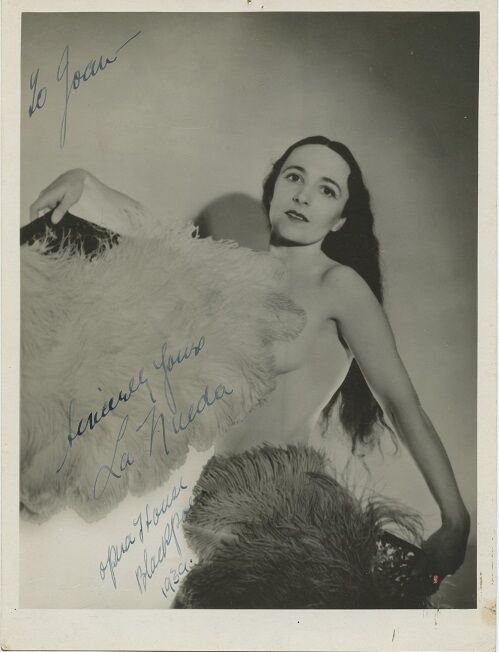 LA NUEDA (??) Vintage Signed Photo Poster painting - Who Is She??