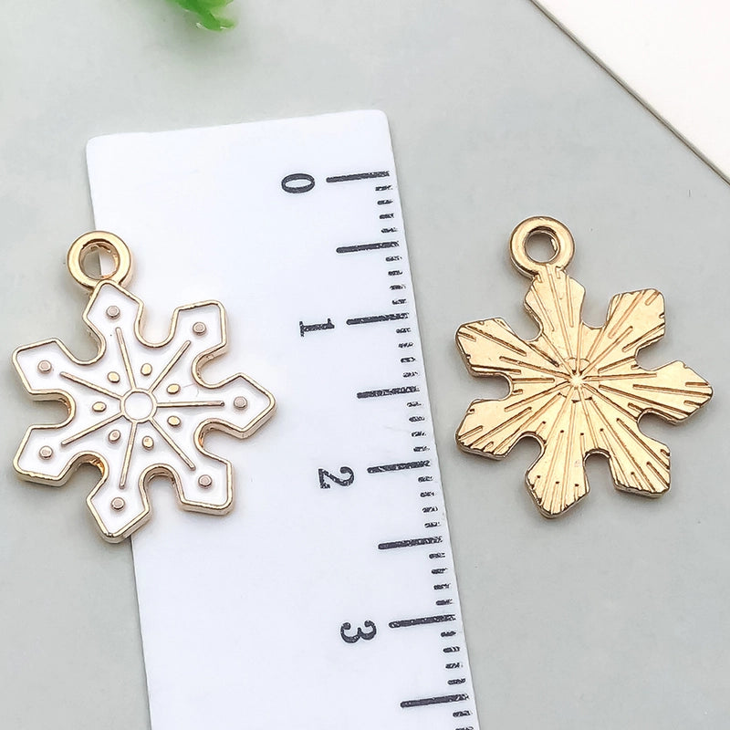 1 Piece 20 PCS/Package 13x16mm 16x21mm 18x20mm Alloy Snowflake Pendant Jewelry Accessories