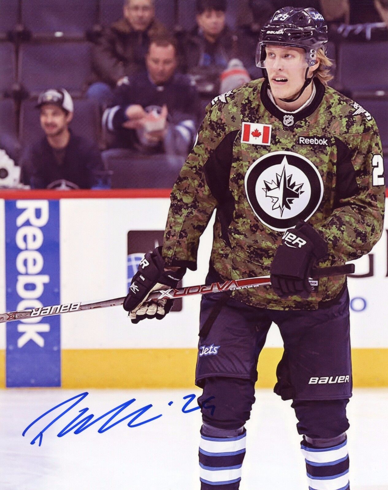 ~~ PATRIK LAINE Authentic Hand-Signed Winnipeg Jets