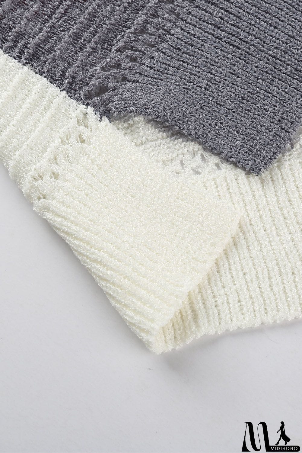 MidiSono - Classic Beach Bonfire Knitted Hoodie