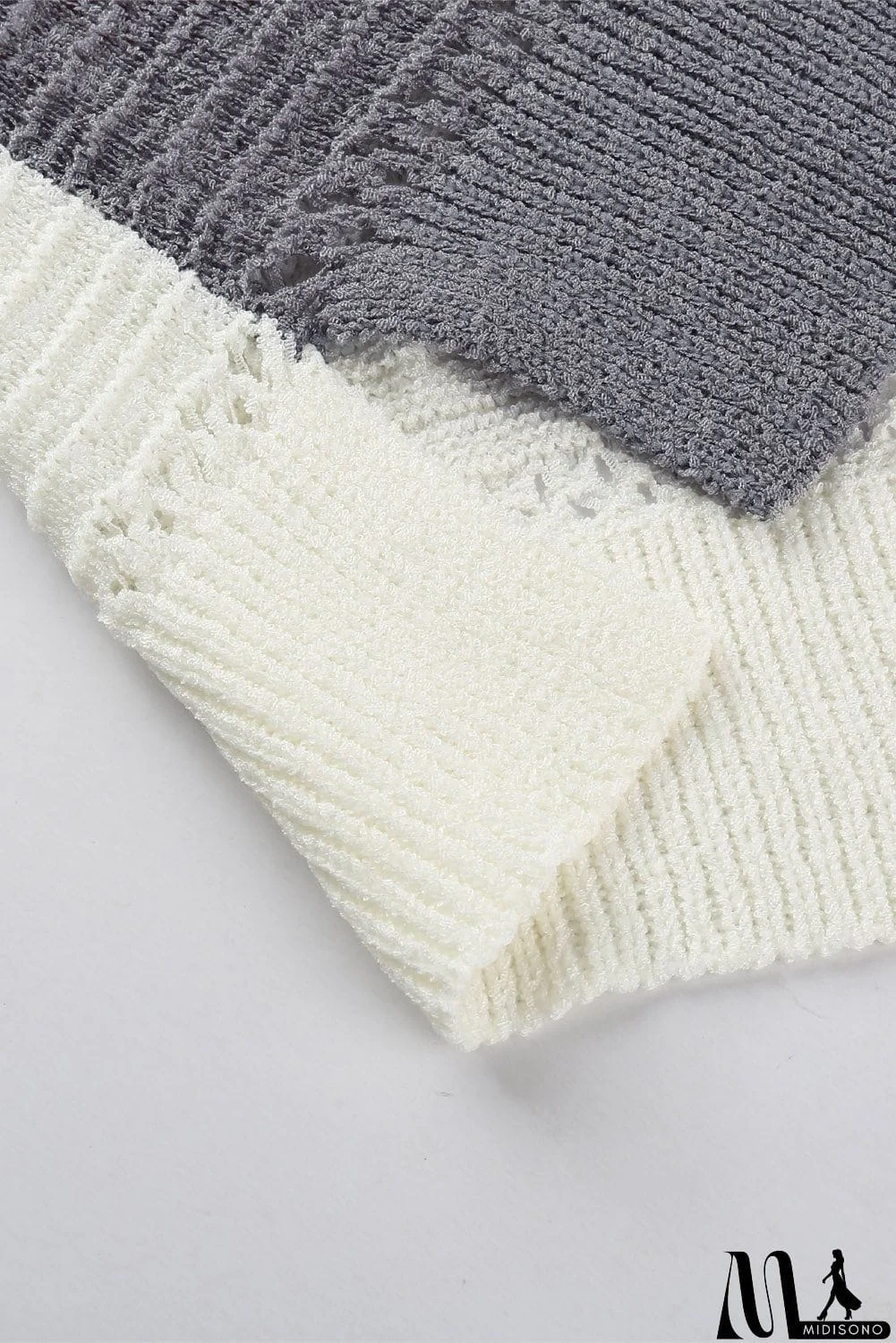 MidiSono - Classic Beach Bonfire Knitted Hoodie