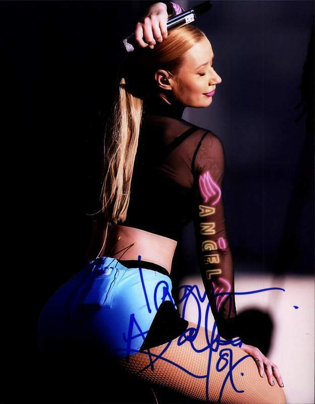 Iggy Azalea authentic signed rap 8x10 Photo Poster painting W/Certificate Autographed (A00771)