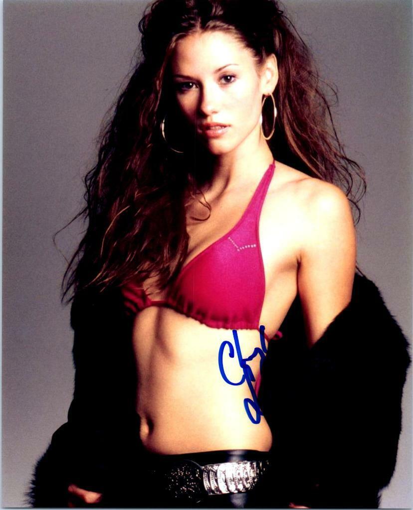 Chyler Leigh signed 8x10 Picture autographed Photo Poster painting Nice Photo Poster painting with COA