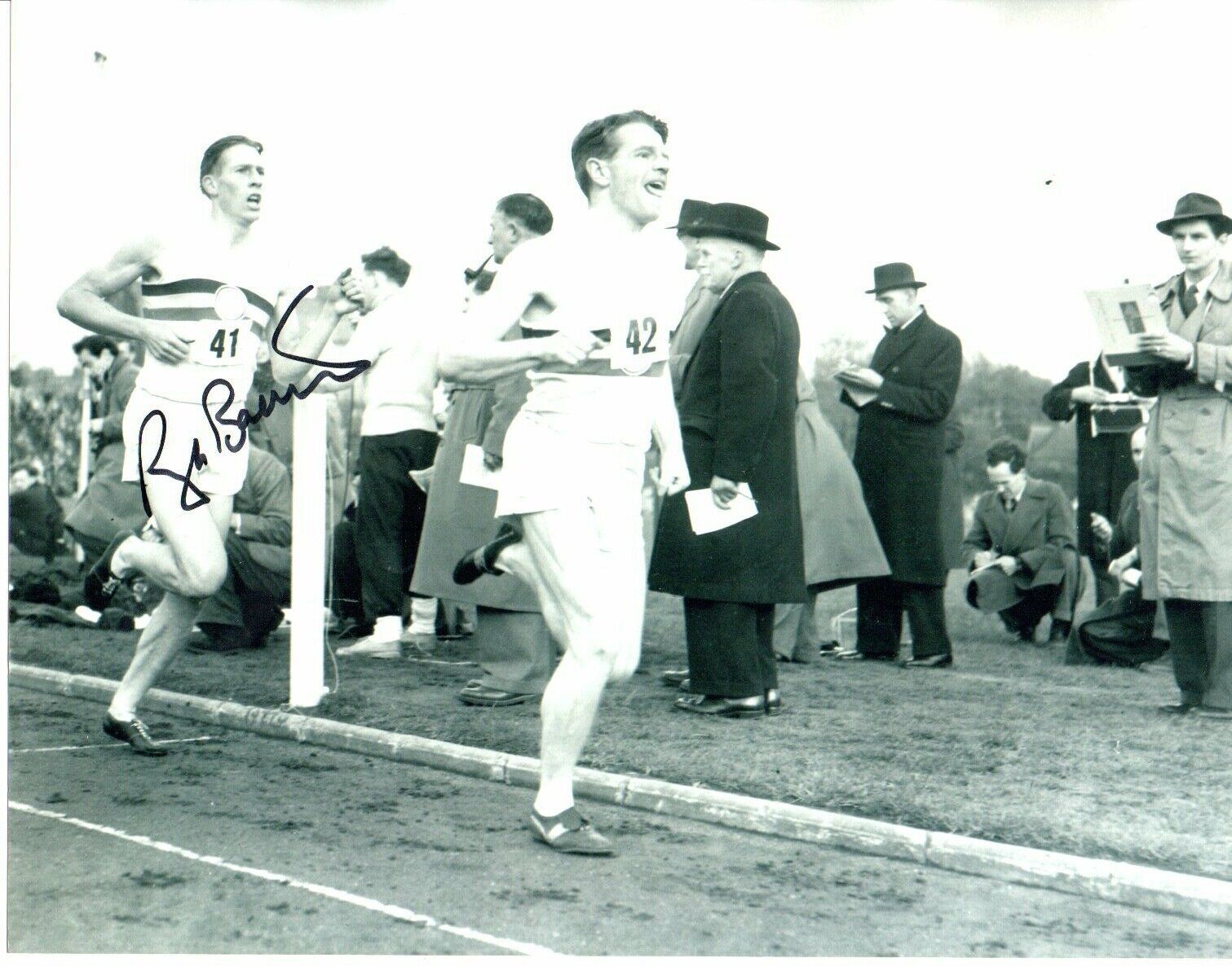 Roger Bannister 10x8 Signed Photo Poster painting