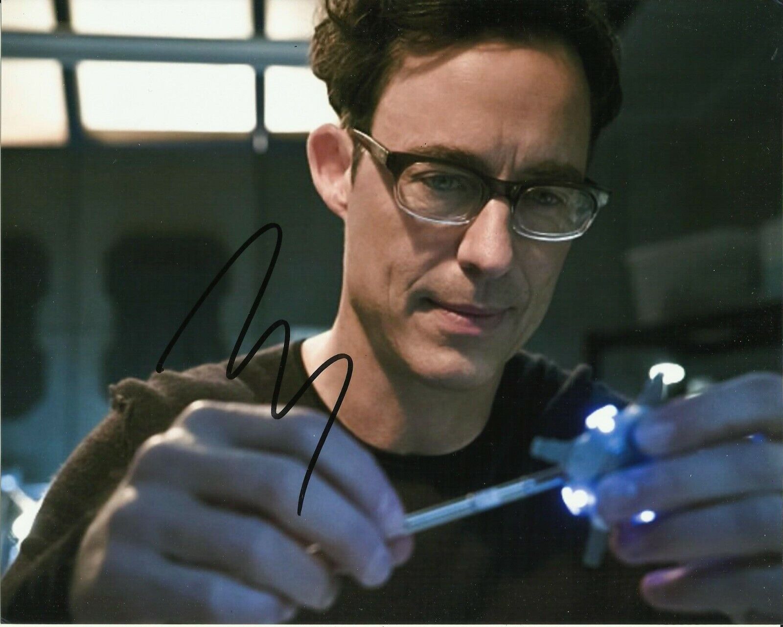 TOM CAVANAGH SIGNED FLASH Photo Poster painting UACC REG 242 (3)