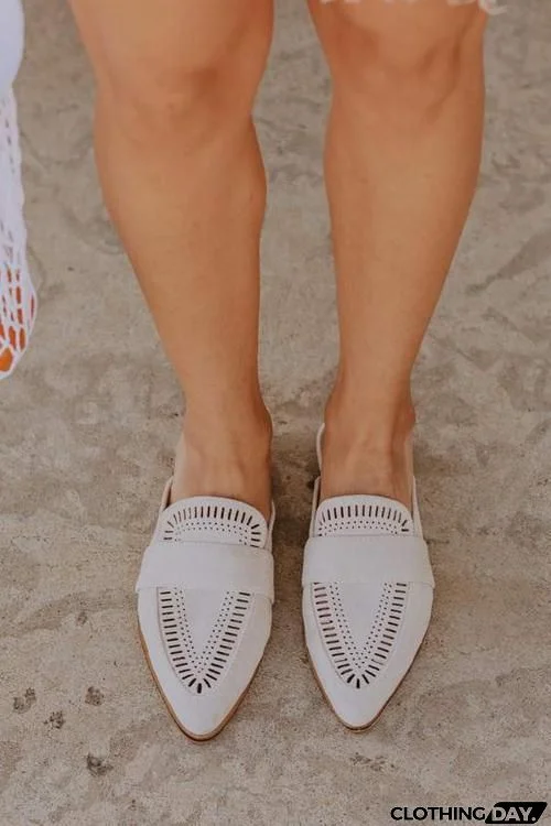 Hollow Pointed Toe Flat Mules