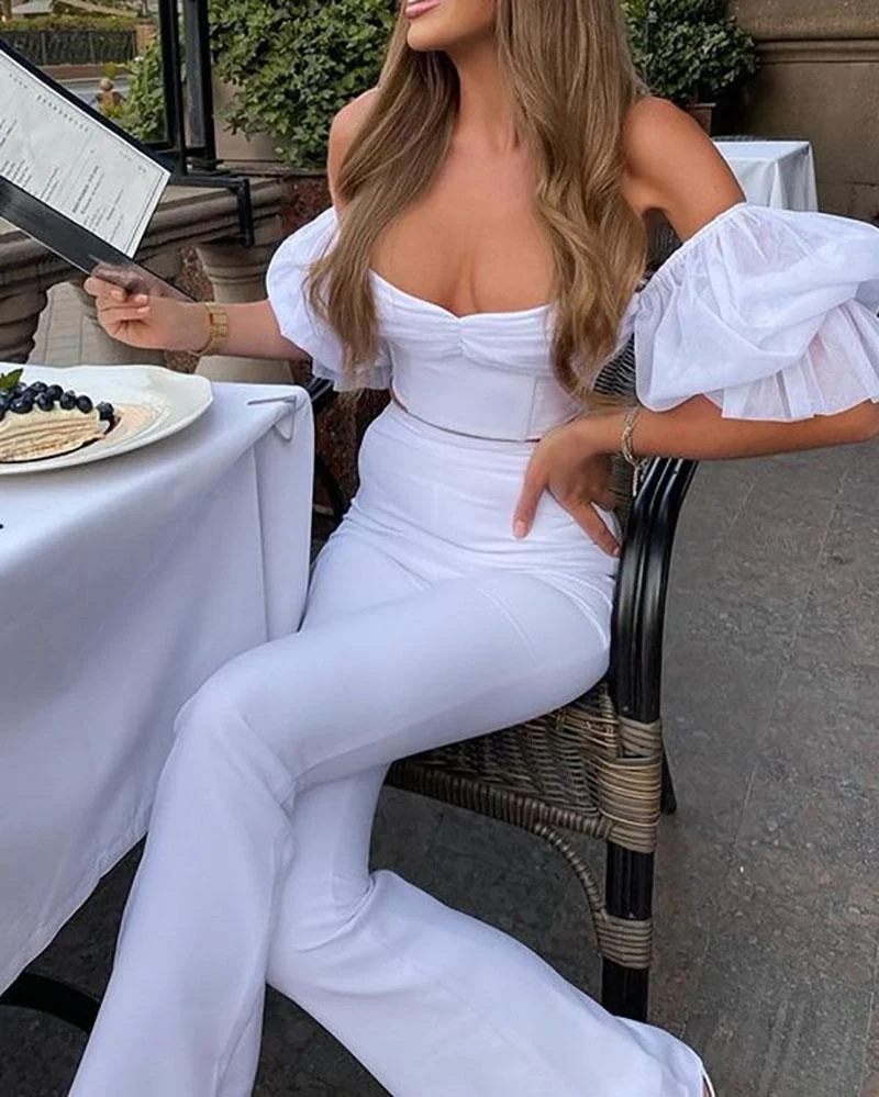 Solid color two-piece suit