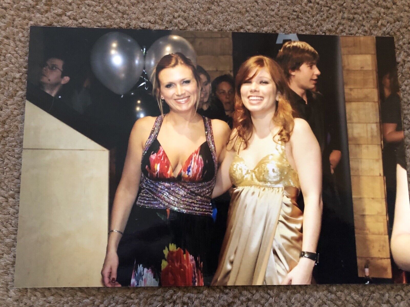 NIKKI SANDERSON & TRICIA PENROSE (HEARTBEAT) UNSIGNED Photo Poster painting- 7x5”