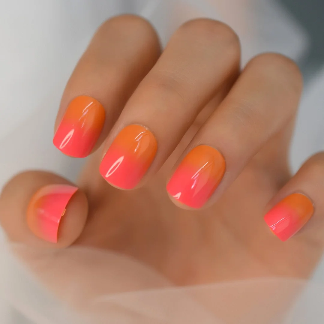 Ombre Fake Press On Nails Short French Manicure Set Orange Red Bright Cute Artificial Nails For Student Office Women
