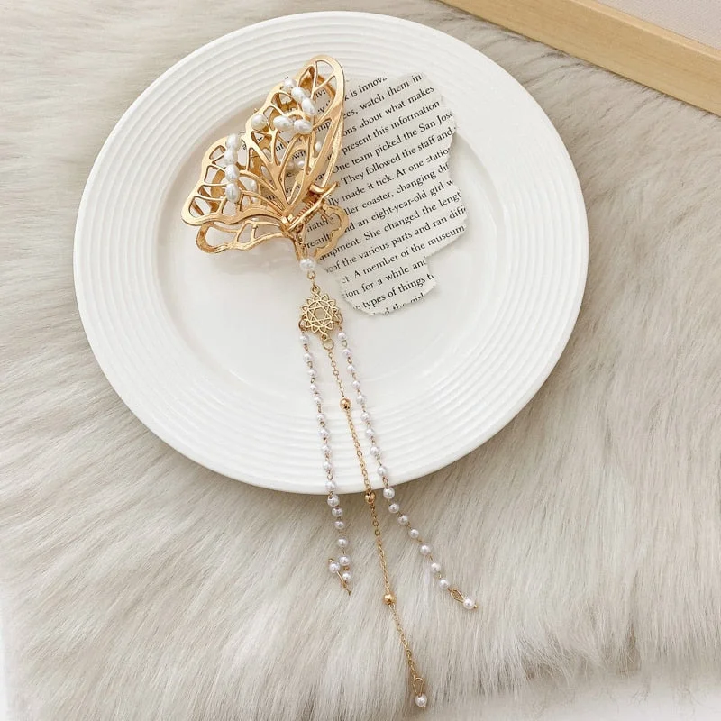 CIFEEO 2021 New Elegant Claw Clips Temperament Grab Butterfly Metal Hair Accessories Headdress Hairpin Back Tassel Shark Clip