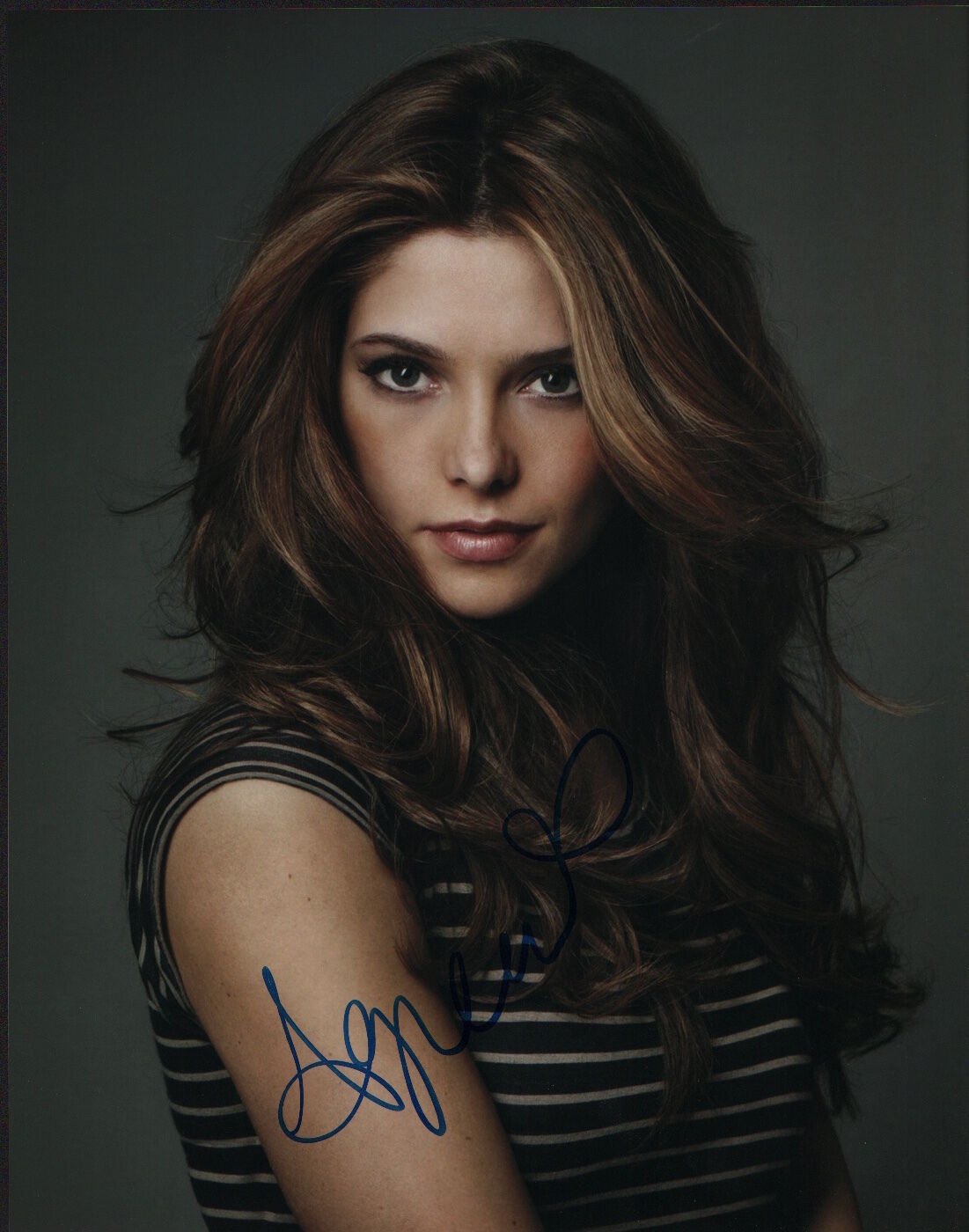 Ashley Greene signed 11x14 Photo Poster painting