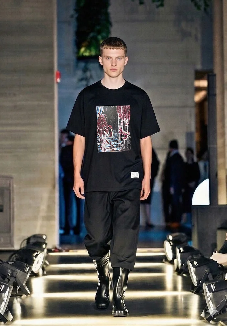 NIGEL NOLAN Unisex Art Print T-Shirt - 4 Recycled Water Bottles - Black