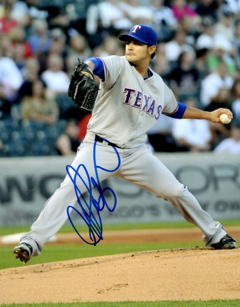 Signed 8x10 MARTIN PEREZ TEXAS RANGERS Autographed Photo Poster painting - COA