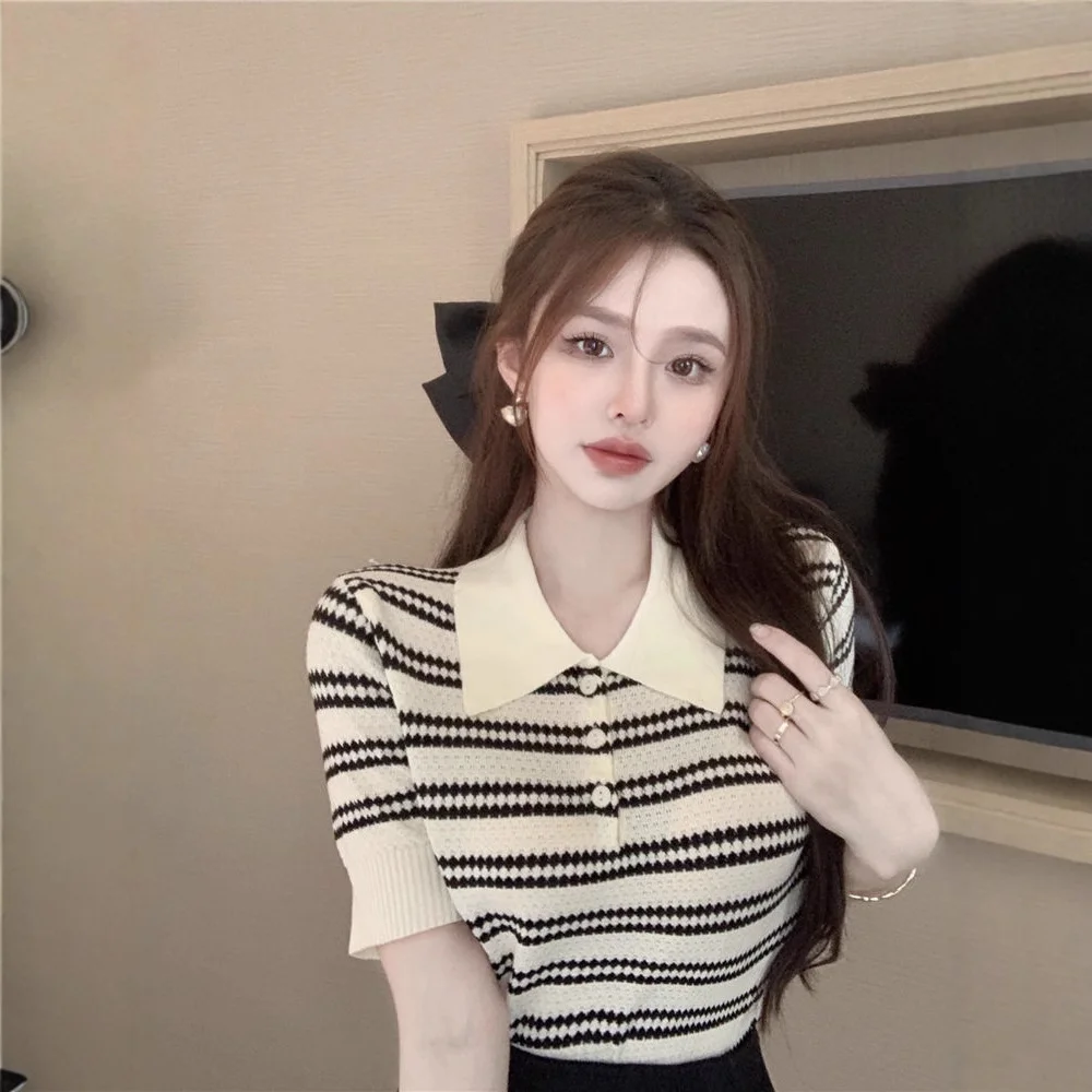 Uveng Uveng Silk Striped Knitted Shirt Girl Summer Chic Short-Sleeved T-Shirt Temperament Chic Thin Short Top
