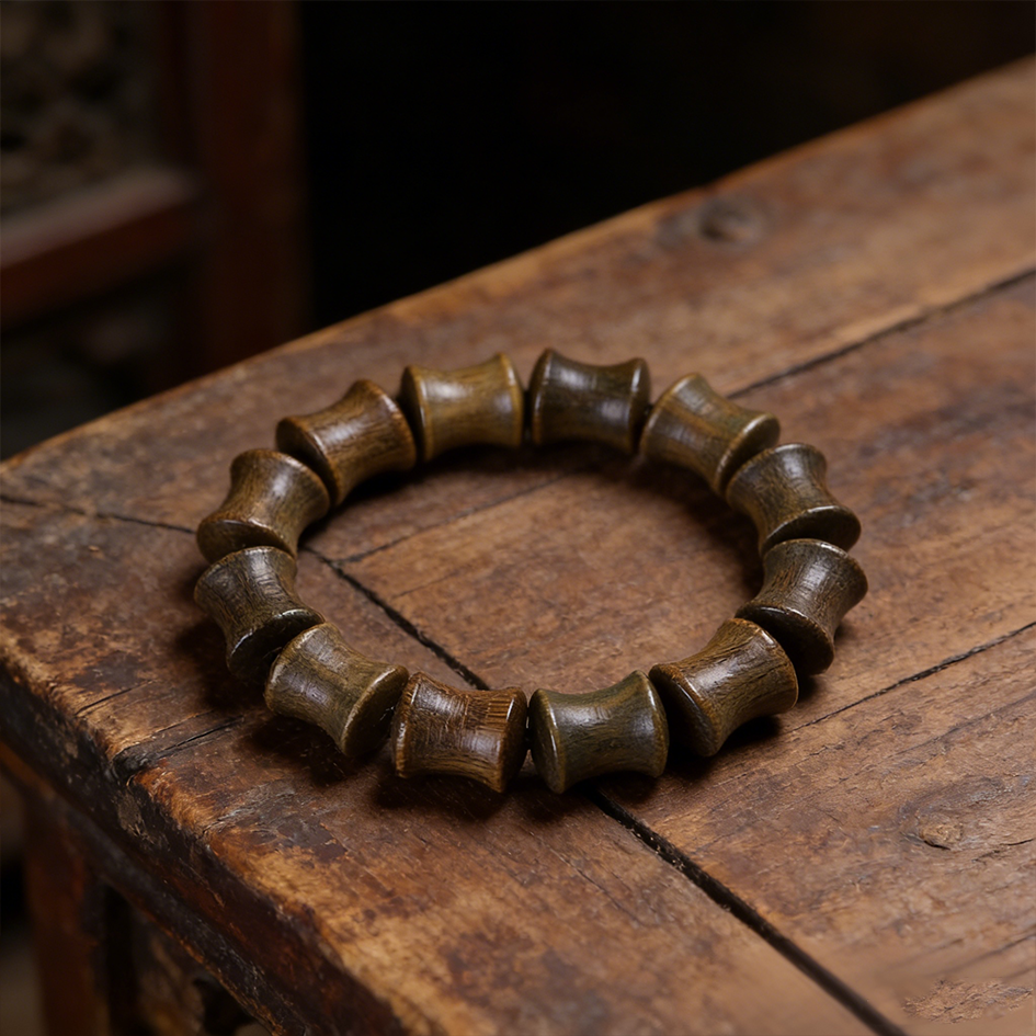 Antique Bamboo-shaped Sandalwood Bracelet elevenforest