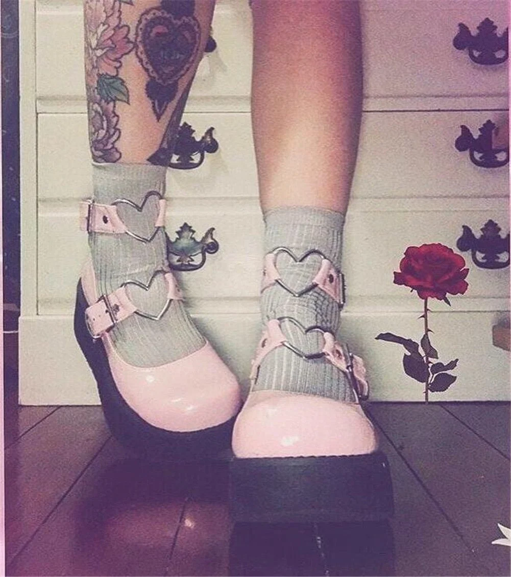2021 Large Size 43 Sweet Lolita Gothic Style Girls Pink Black Heart Decoration Casual Mary Janes Flats Platform Shoes Women