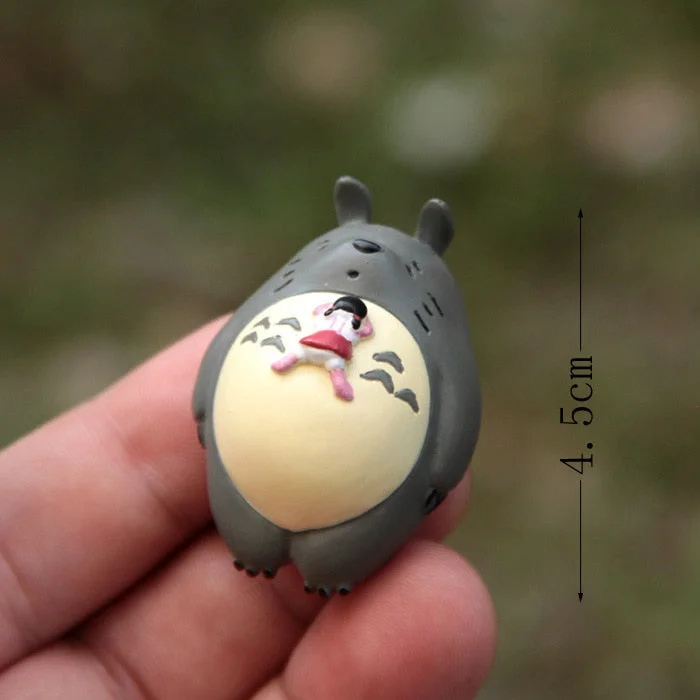 Resin Miyazaki Totoro Ornaments Figurines Animal Miniatures Living Room Bedroom Study Office Garden Decoration Crafts Gifts Home