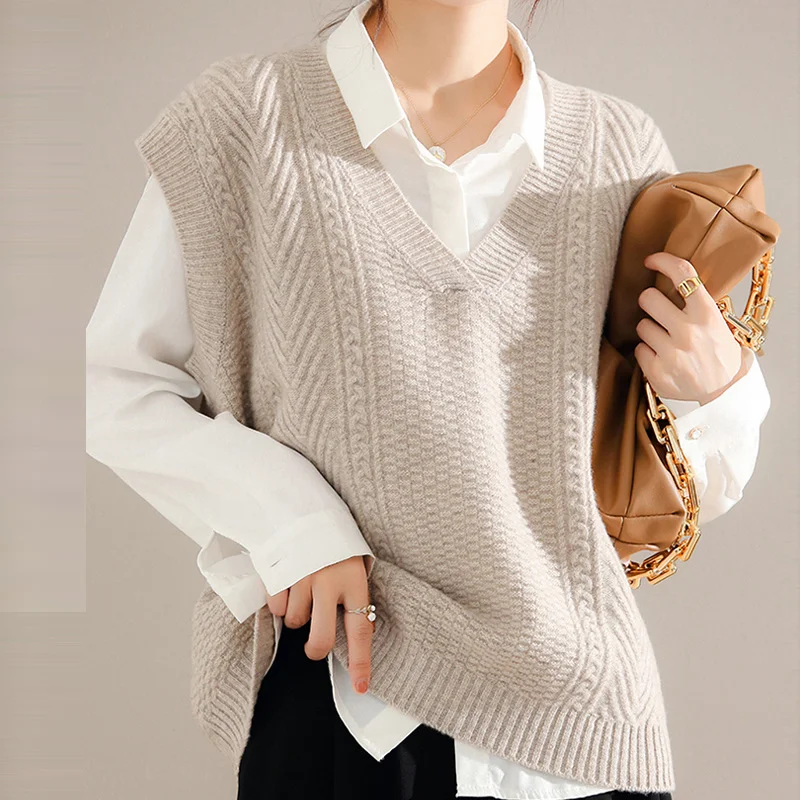 Ueong Ueong Autumn And Winter New V-Neck Vest Lazy Wind Fall Shoulder Sweater Vest With Vintage Twist Knit Vest Female