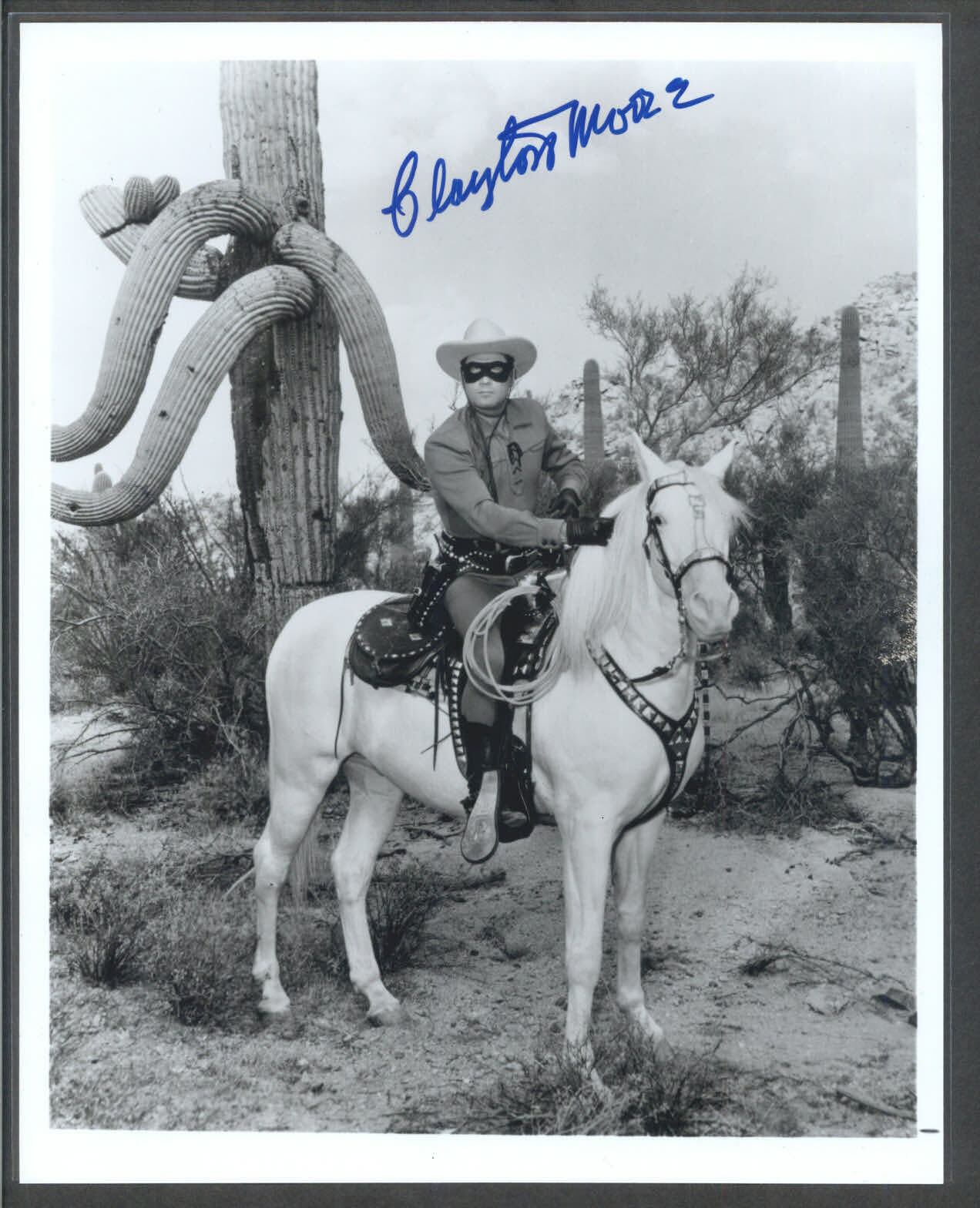 Clayton Moore - Signed Vintage Celebrity Autograph Photo Poster painting - The Lone Ranger