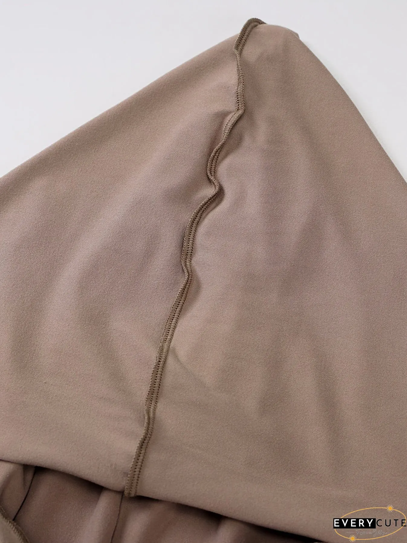 Flattering Maxi Dress with Contrasting Stitches