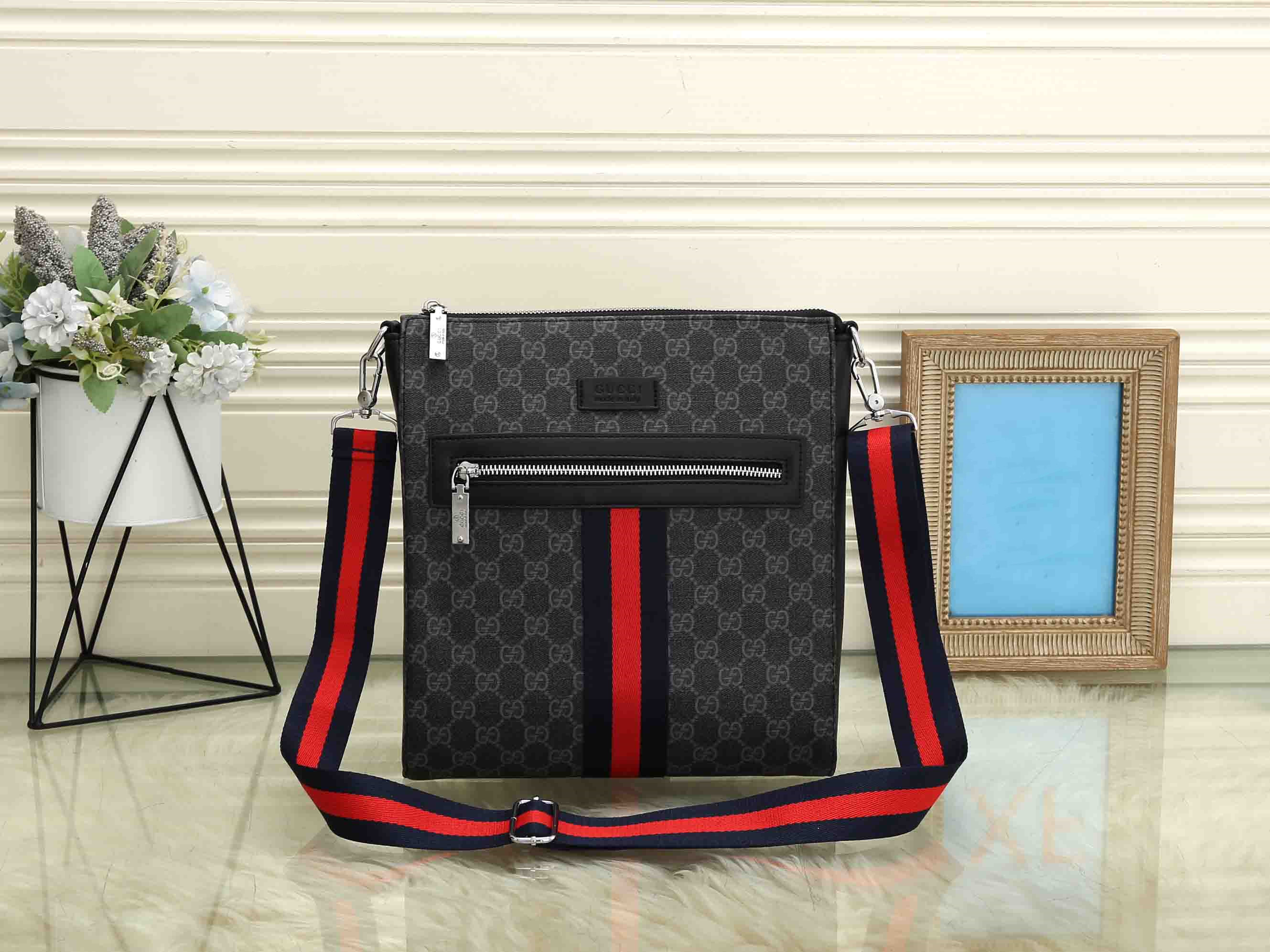 【🔥🔥🔥Big Sale】2023 GUCCIclassic shoulder bag men