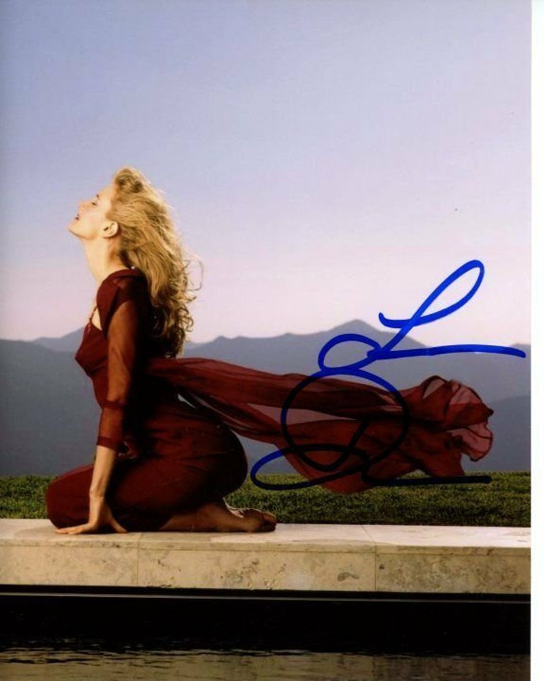 Laura dern signed autographed Photo Poster painting