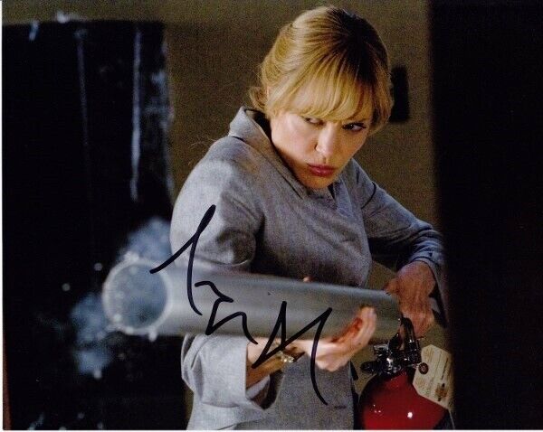 Angelina Jolie Signed - Autographed SALT 8x10 inch Photo Poster painting with Certificate