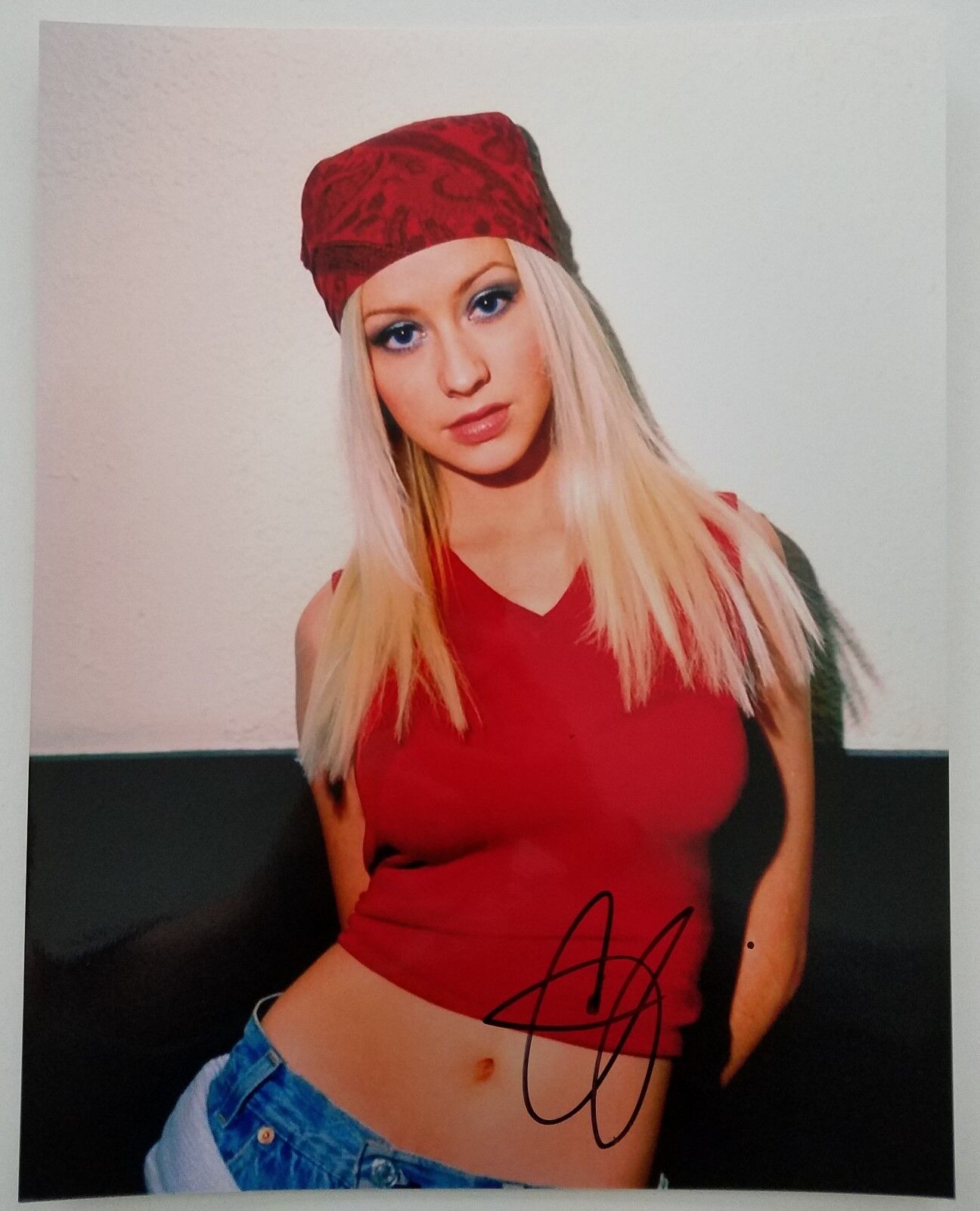 Christina Aguilera Signed 11x14 Photo Poster painting Singer Songwriter The Voice LEGEND RAD