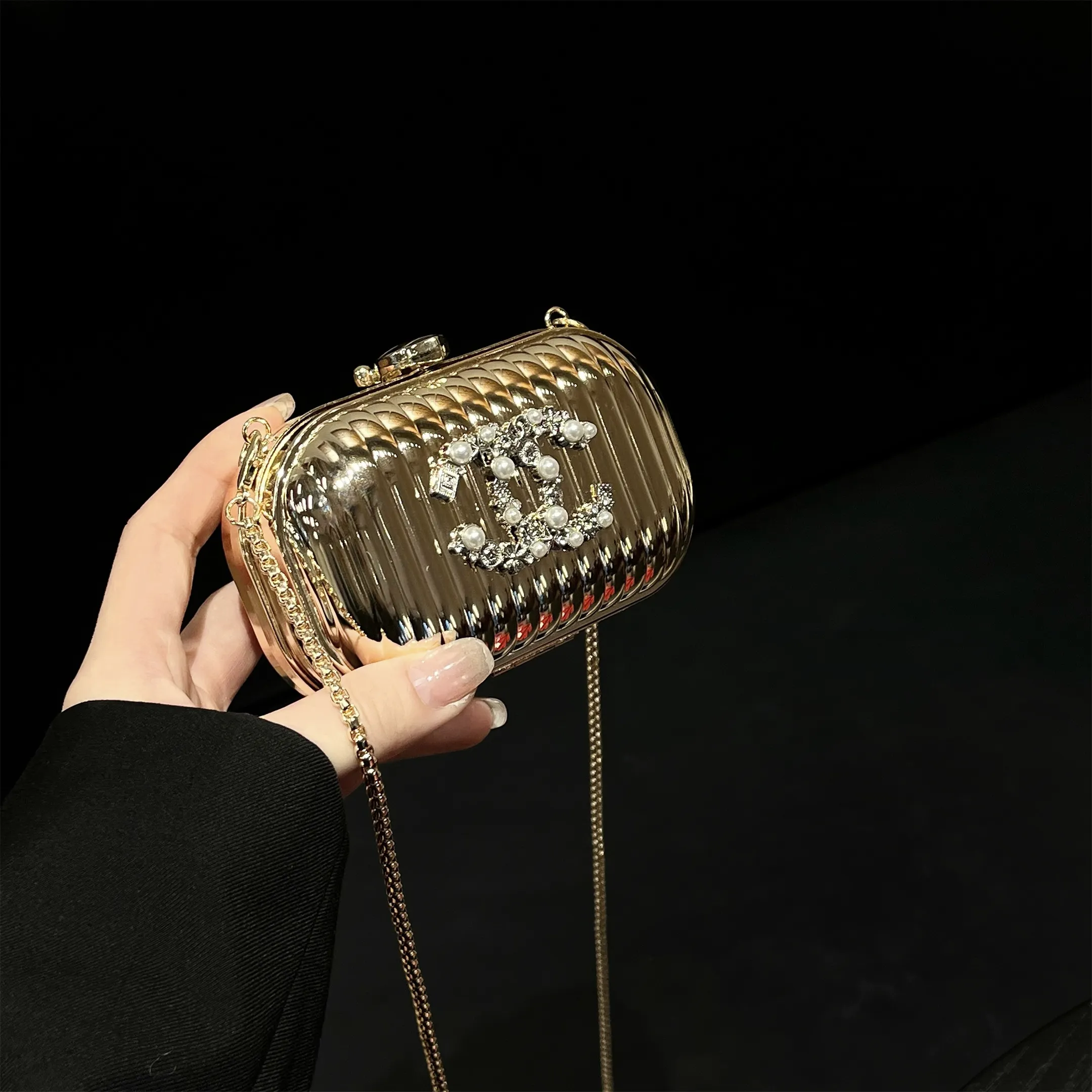 Chanel Mini Luggage Storage Small Goods Crossbody Bag Fashion Accessories