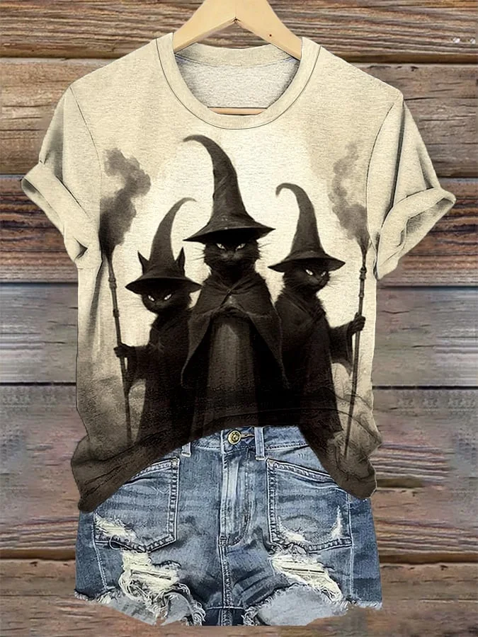 Women's Witchy Black Cats Print Casual Tee