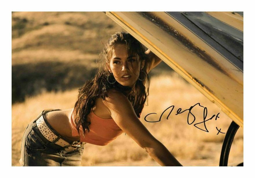 MEGAN FOX AUTOGRAPH SIGNED PP Photo Poster painting POSTER