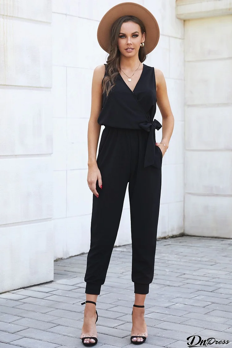 Fashion Black Deep V-neck Sleeveless Solid Jumpsuit