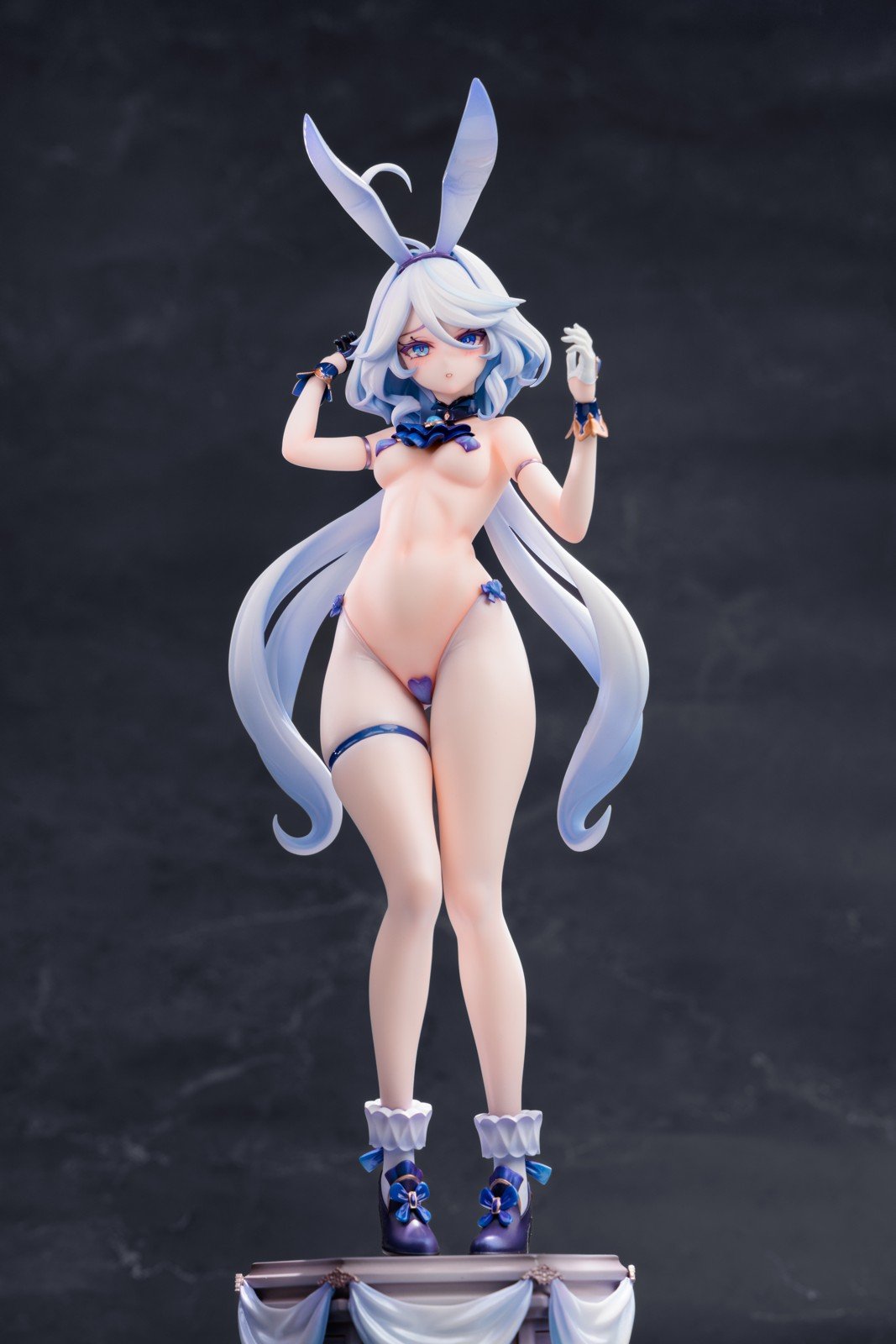 Starry Sky-Studio  - Genshin Impact - Bunny Girl Ver. Furina  1/7 & 1/4 Scale Statue(GK) (Adult 18+)-