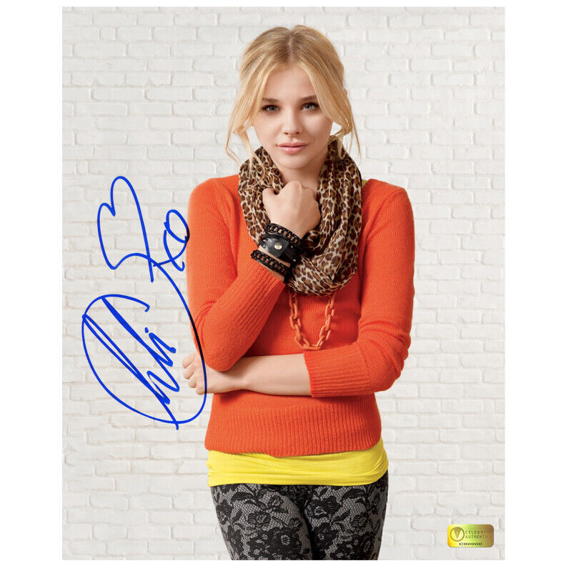 Chloe Grace Moretz Autographed 8×10 Studio Photo Poster painting