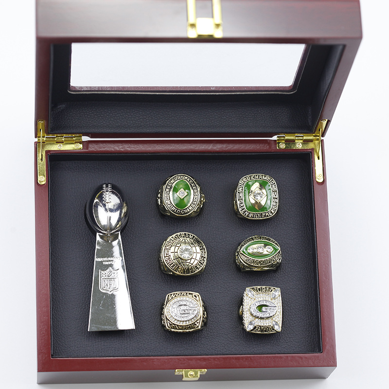 6 Green Bay Packers NFL Championship Ring Super Bowl Trophy Set