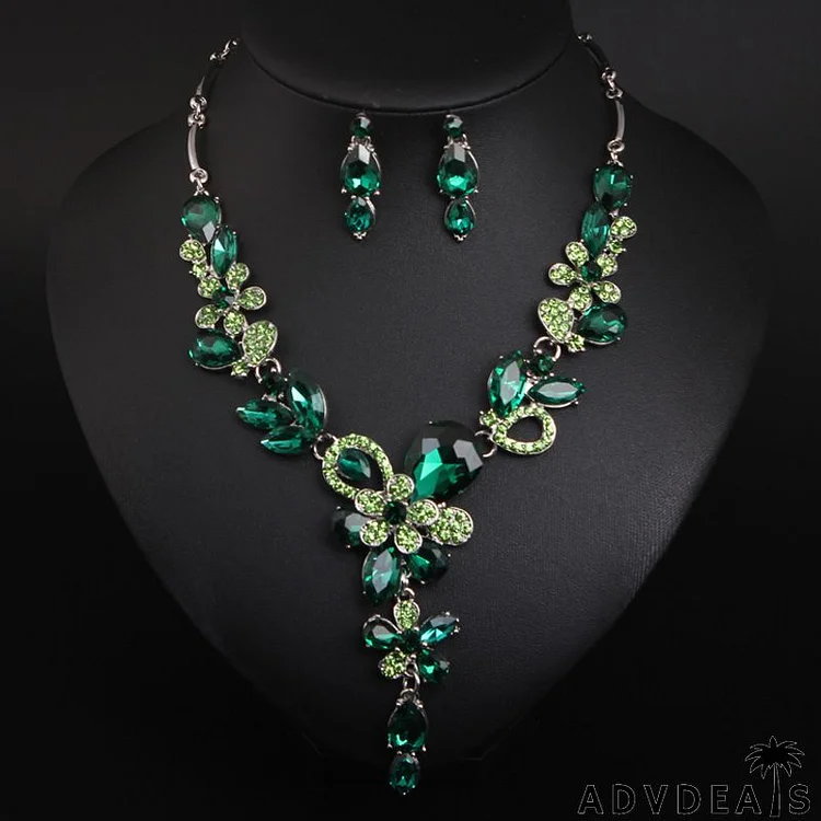 Women Fashion Exaggerated Rhinestone Floral Necklace Earrings Set